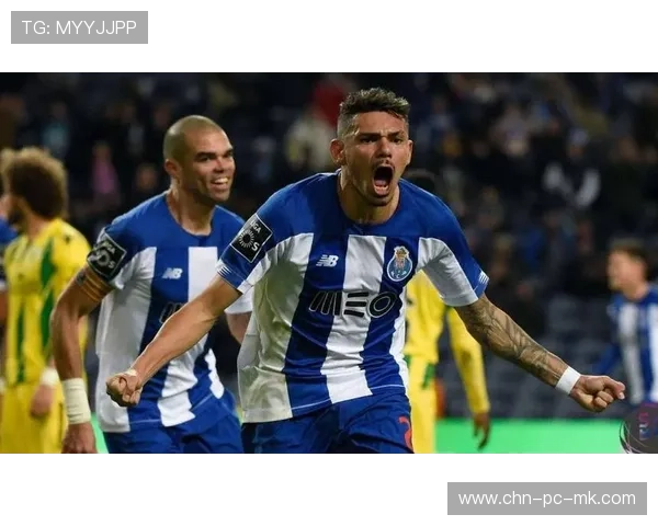 波尔图蓄势待发，打造新霸业：双后腰组合成就未来辉煌