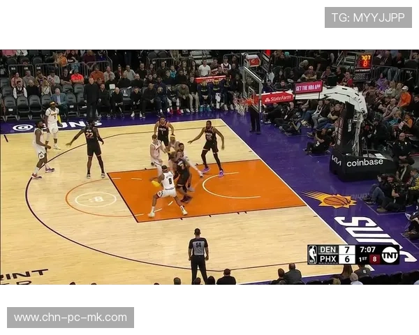 球员抢断后全场奔袭 球员抢断后全场奔袭